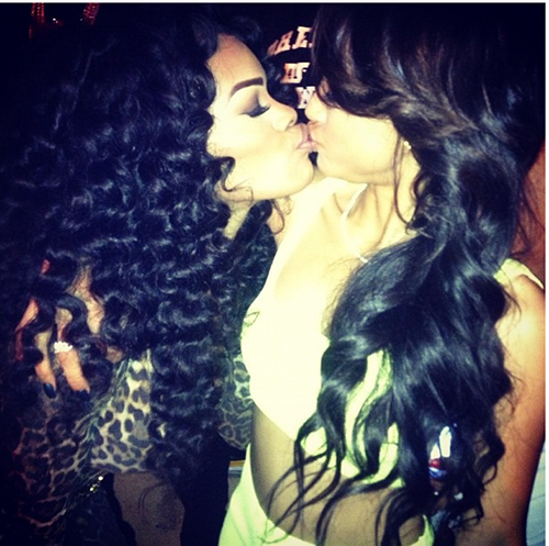 All girl partying teens go wild Big Booty Girls Kissing